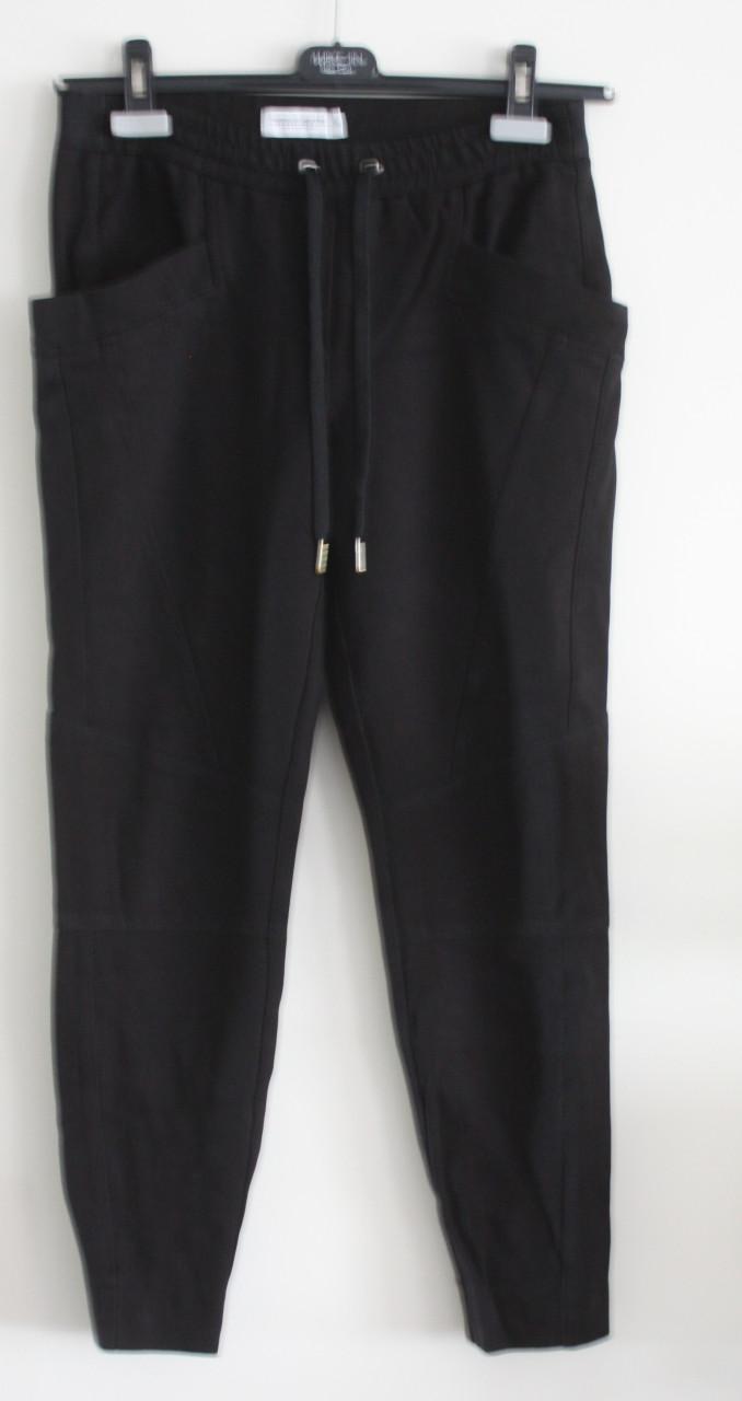 Zwarte pantalon maat 38
