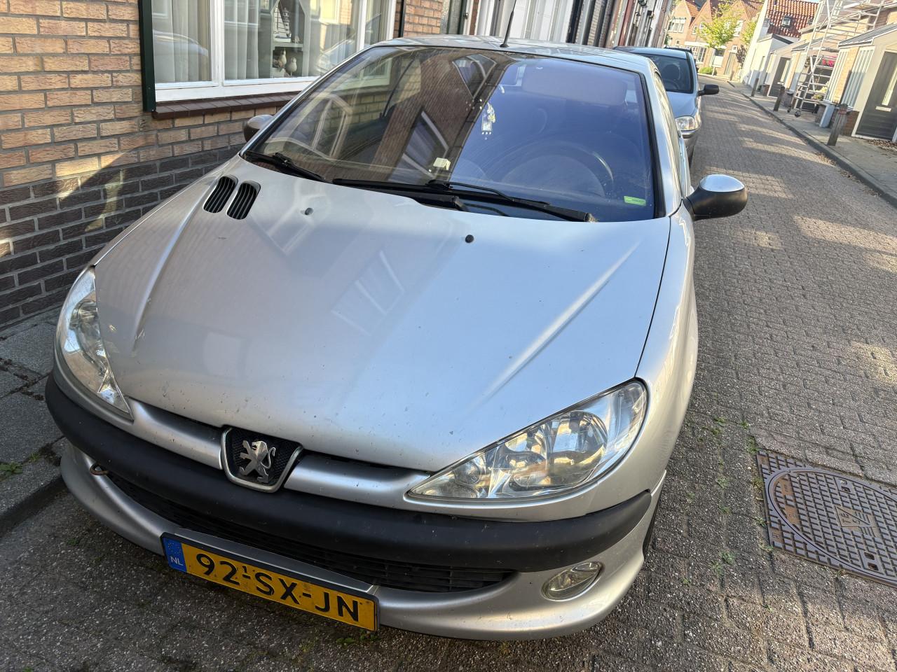 Peugeot 206cc