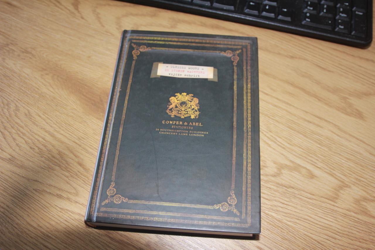 Boeken,,div soorten en schrijvers