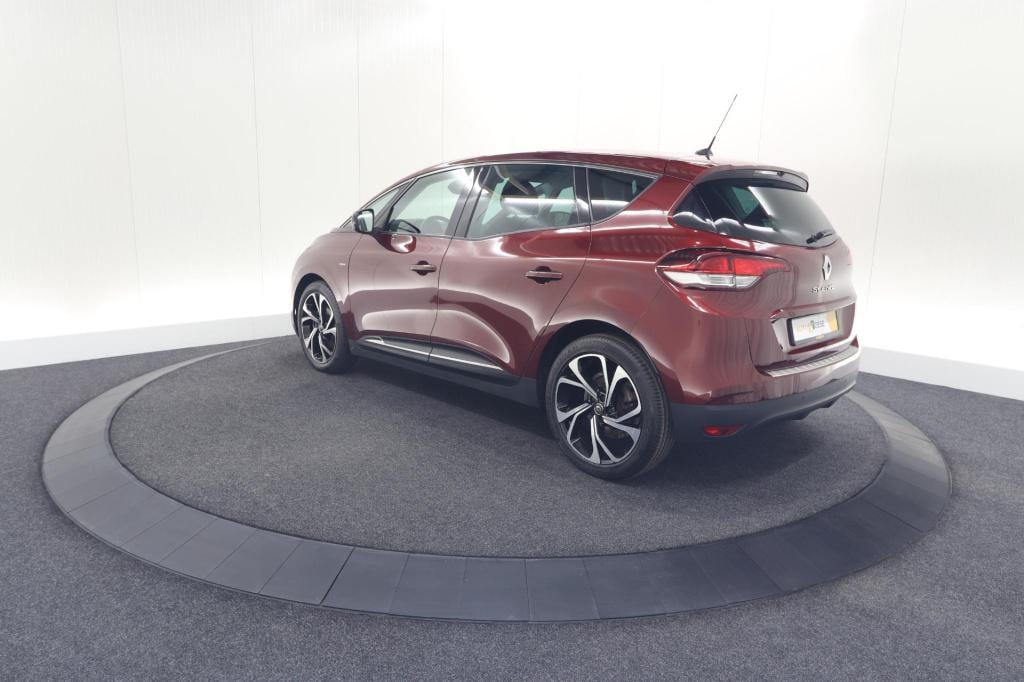 Renault Scenic tce 140 edc limited | camera | stoelverwarming | navigatie |