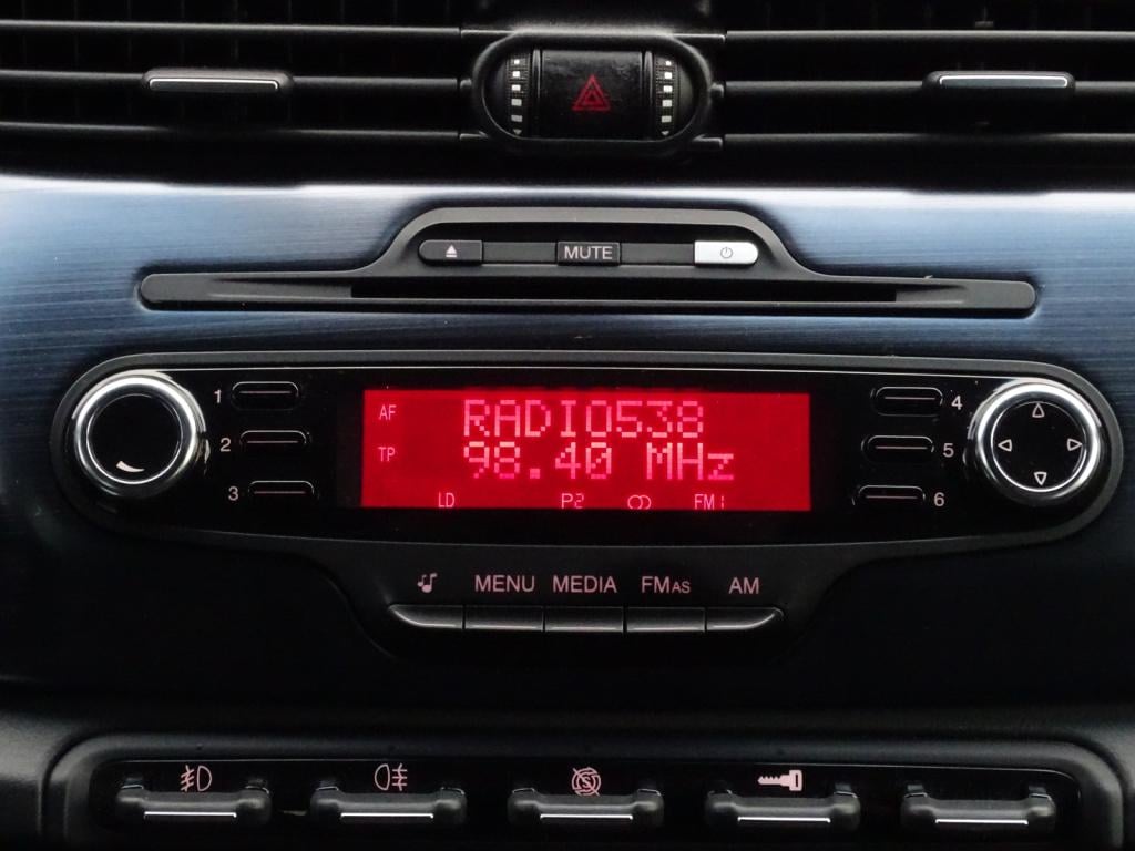 Alfa Romeo Giulietta 1.4 t distinctive 170pk automaat | bluetooth