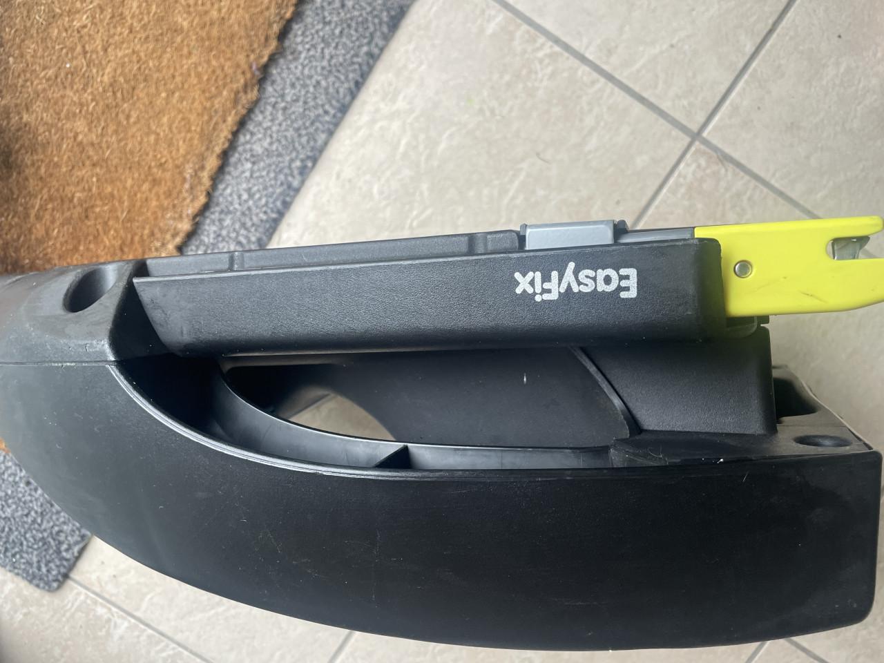 Maxi Cosi base isofix/ easy fix incl. gratis maxi Cosi