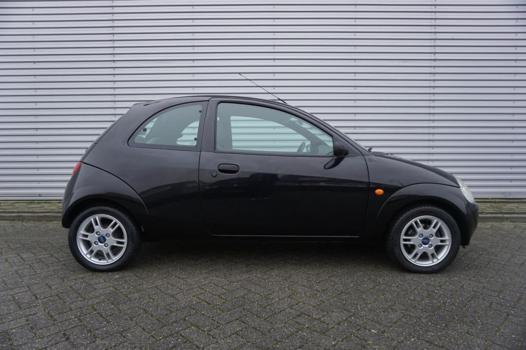 Ford KA 1.3 futura airco / elektr. ramen / nap / nieuwe apk!