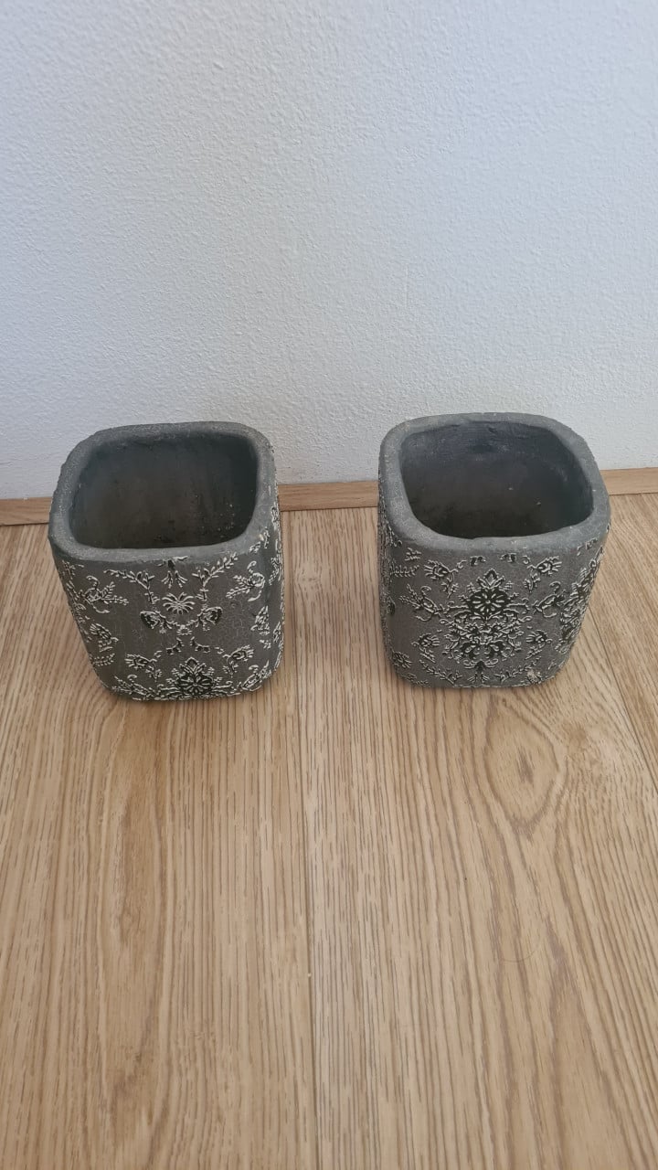 Verschillende potten voor kamerplanten
