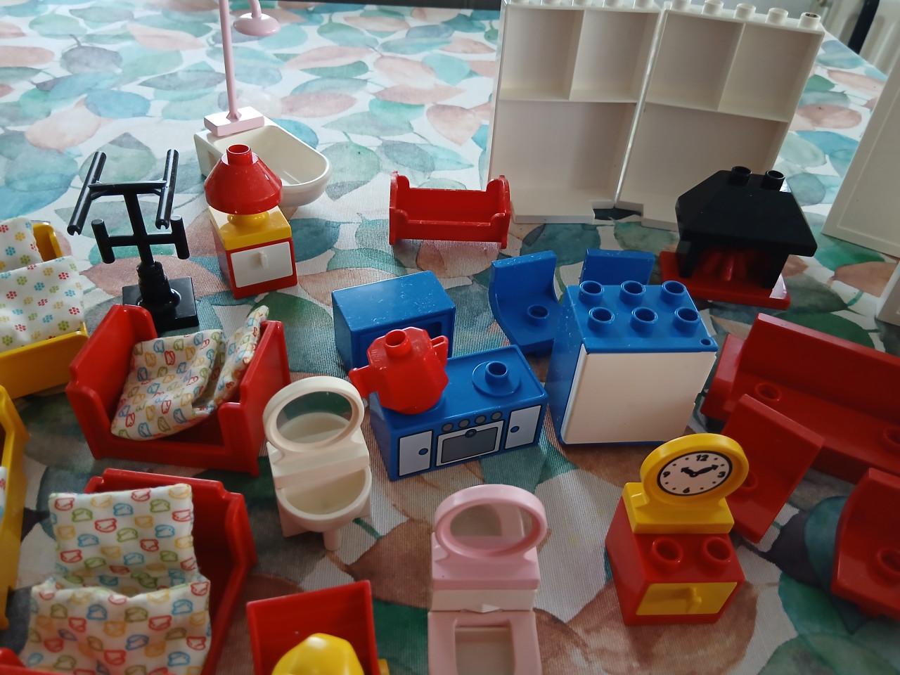 Duplo poppenhuis ( oude versie )