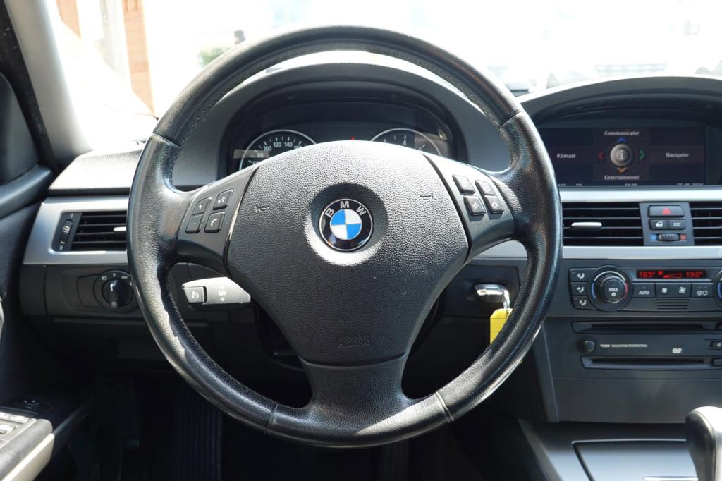 BMW 3-serie 325i high executive