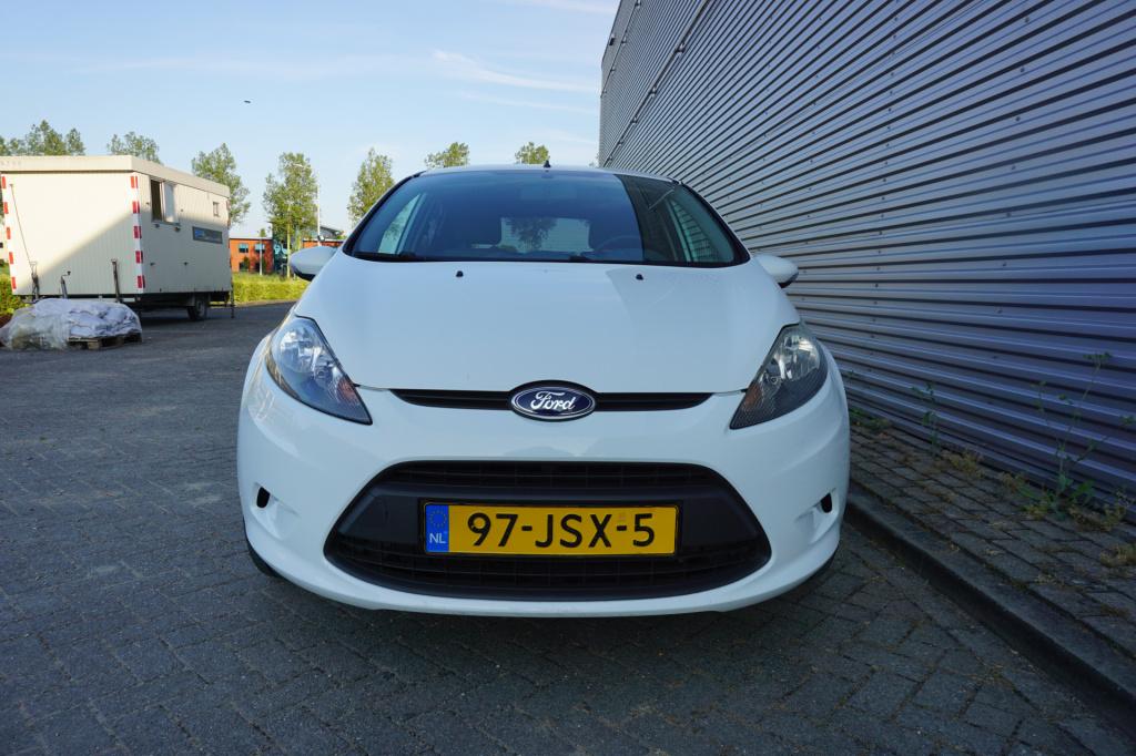 Ford Fiesta 1.25 limited airco / elektr. ramen / lm velgen / nap