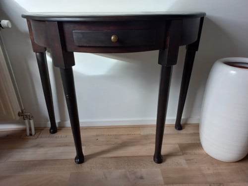 Sidetable half rond
