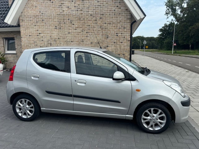 Nissan Pixo 1.0 Look Airco 120Dkm Nap Logisch 5DRS Boekjes 2010