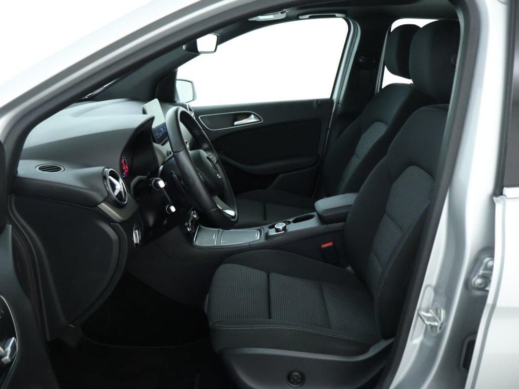 Mercedes-Benz B-Klasse 180 ambition | panoramadak | memory stoel | climate 