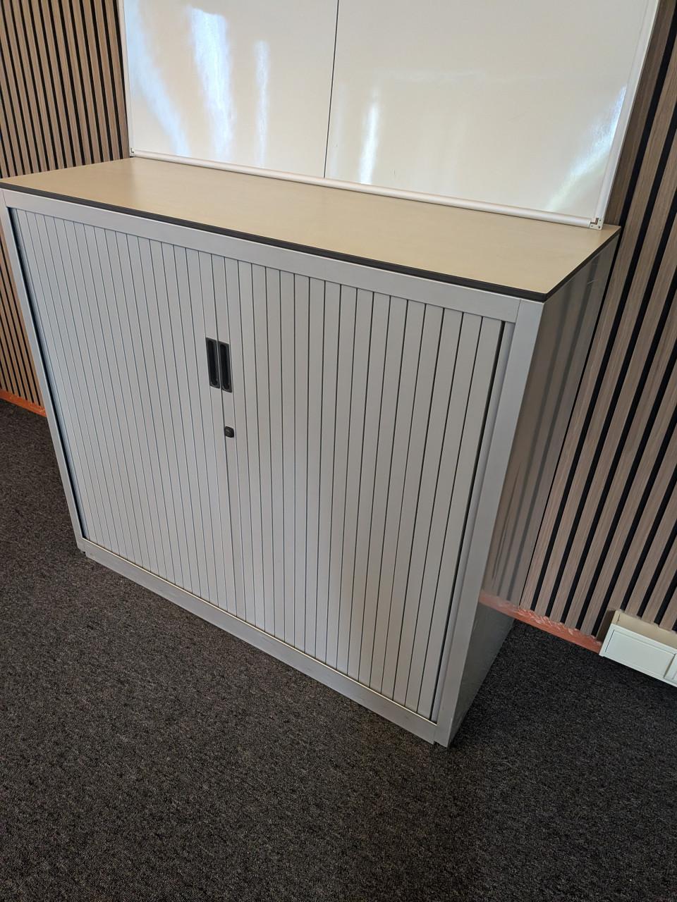 Archiefkast, kasten, werkplaatskast, roldeurkast