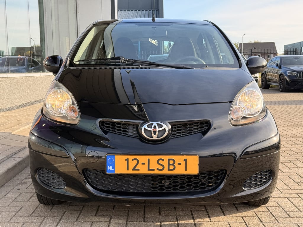 Toyota Aygo 1.0-12v comfort | 5 deurs | automaat | airco | cd - speler | el