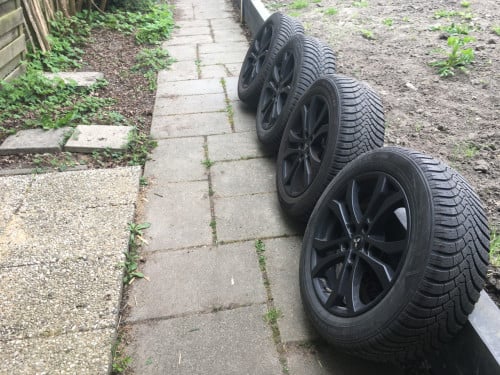 4 banden met velgen