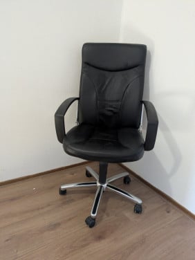 Nette stevige bureaustoel