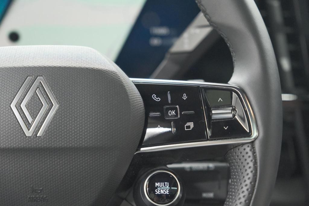 Renault Austral 1.2 e-tech full hybrid 200 techno verkocht verkocht verkoch