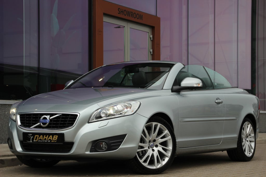 Volvo C70 convertible 2.5 t5 momentum | cruise | 230pk | leder/elec. stoele