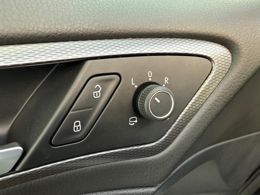 Volkswagen Golf 1.2 tsi business edition connected