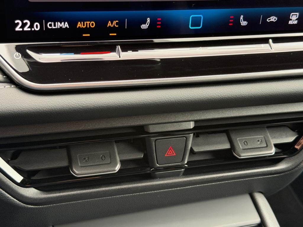 Volkswagen Tiguan 1.5 etsi 150pk dsg goal | trekhaak | 360 camera | iq ligh