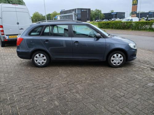Skoda Fabia met trekhaak 4 deurs veel ruimte