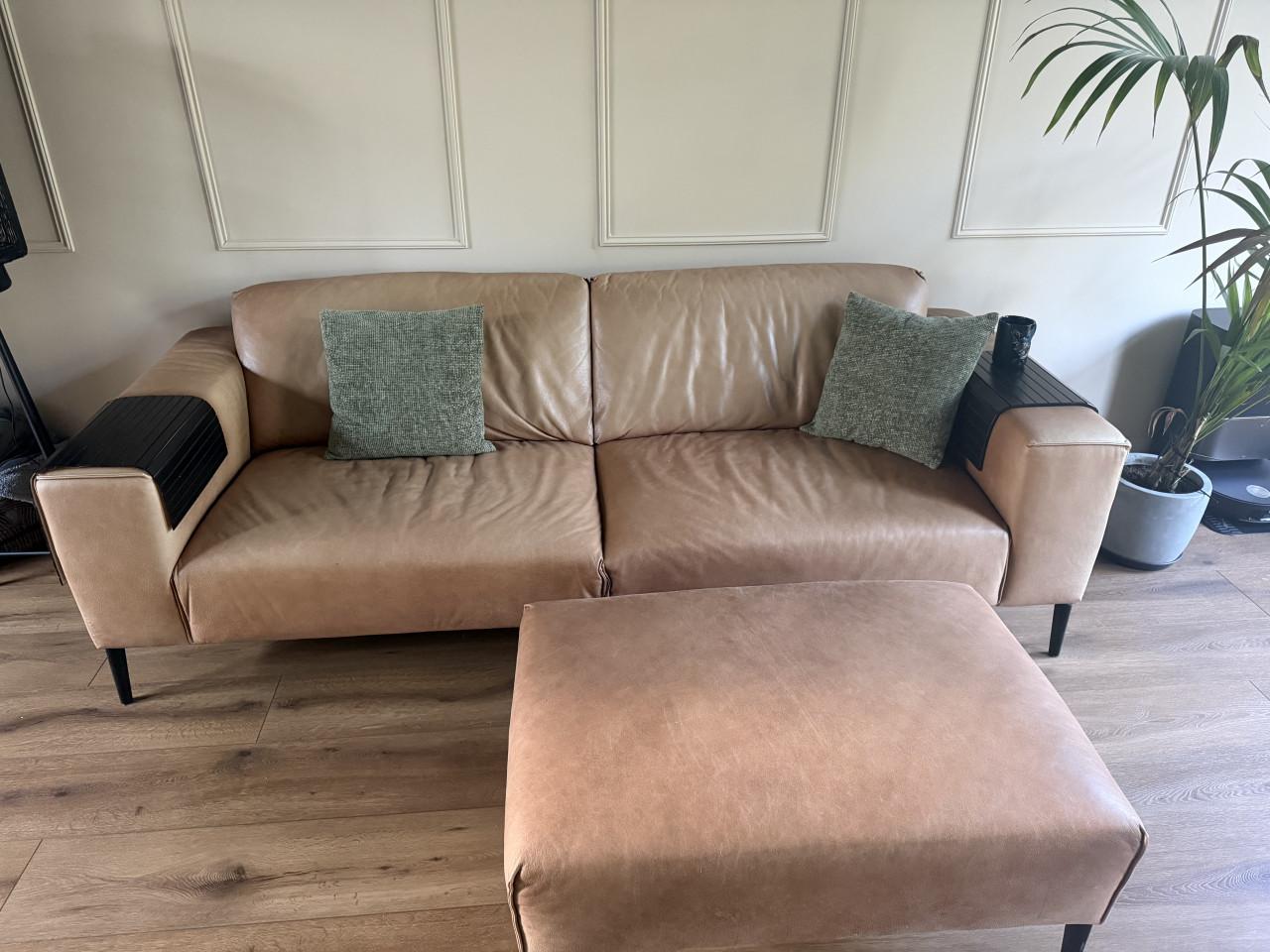 Prachtige leren 3 zits met hocker| Cognac | Zeer nette staat