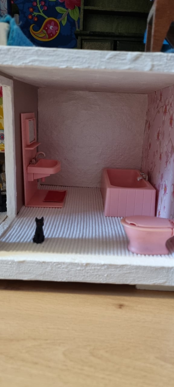 Lunby poppenhuis te koop met meubels en poppen in Pip Studio Style