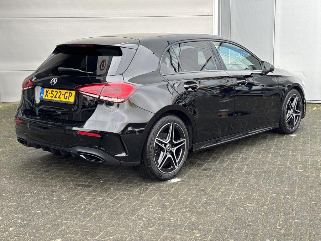 Mercedes-Benz A-Klasse 200 amg line apple carplay/night pakket/ambianceligh