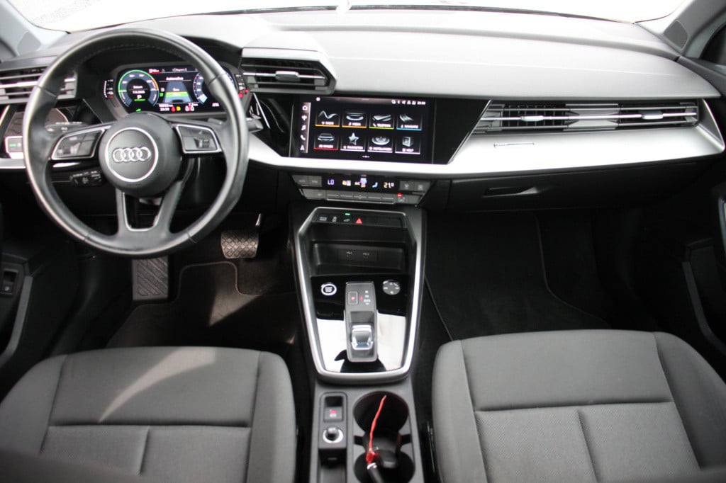 Audi A3 sportback 40 tfsi e edition | led | cruise control