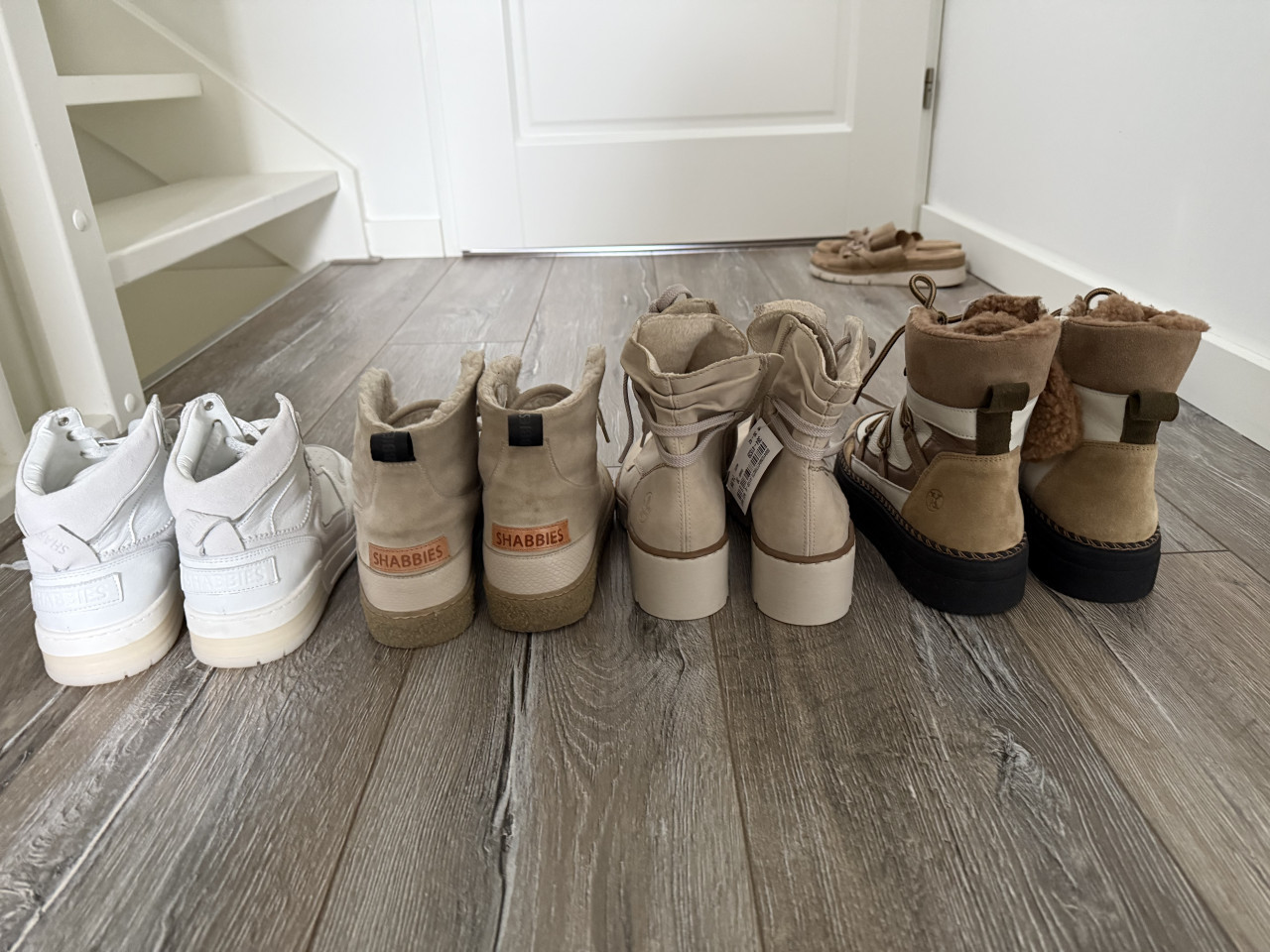 Nieuwe en amper gebruikte half hoge schoenen