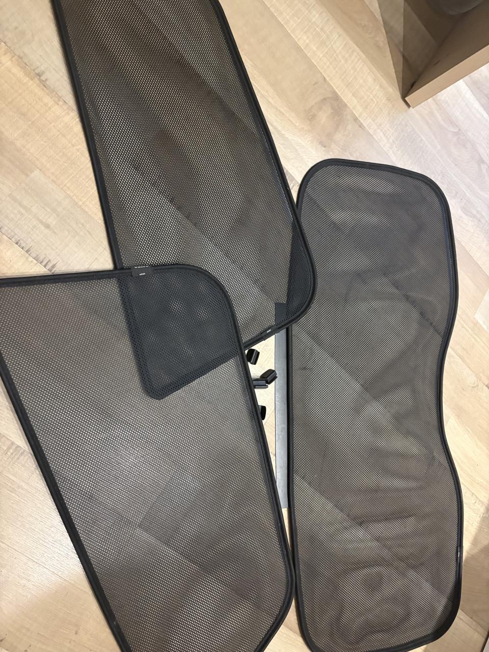 Volvo v40 Sunblinds, achterportieren en koffer