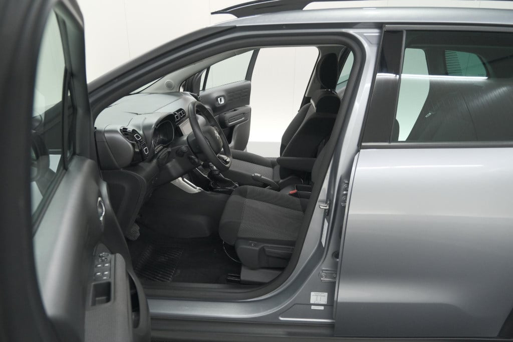 Citroen C3 Aircross puretech 130 eat6 max | parkeersensoren | stoelverwarmi