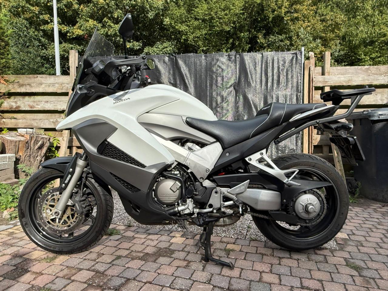 Honda VFR800X Crossrunner – Topstaat, klaar voor avontuur!