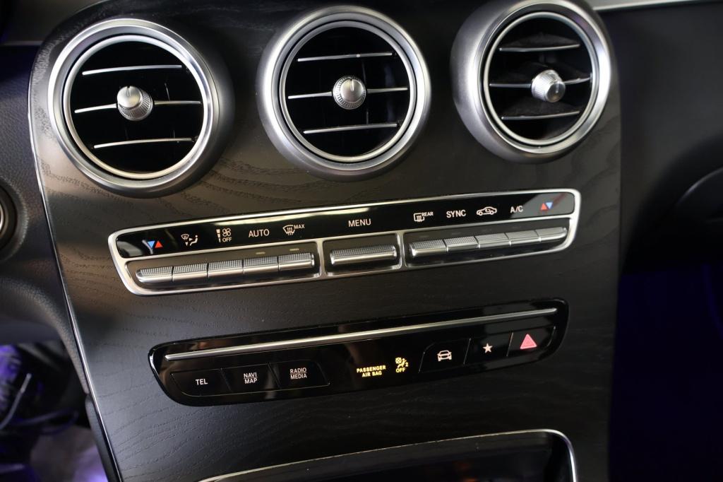 Mercedes-Benz Glc 200 4matic premium plus, panodak, trekhaak, carplay, deal