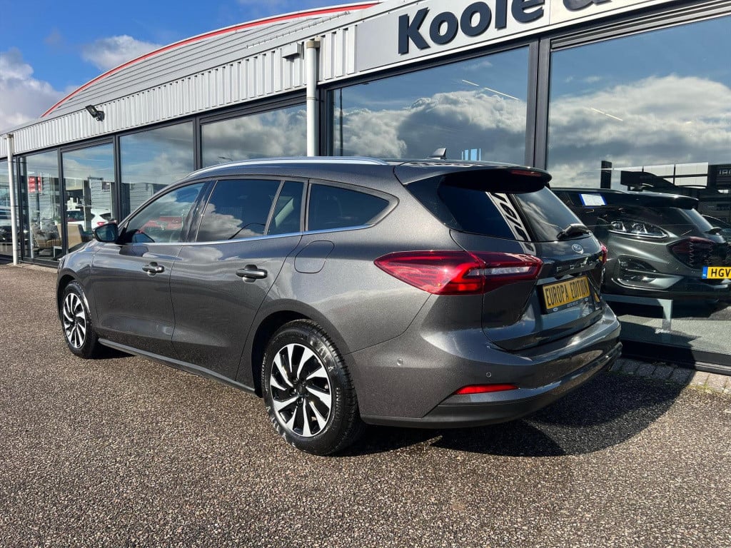 Ford Focus 1.0 ecoboost hybrid 125pk titanium