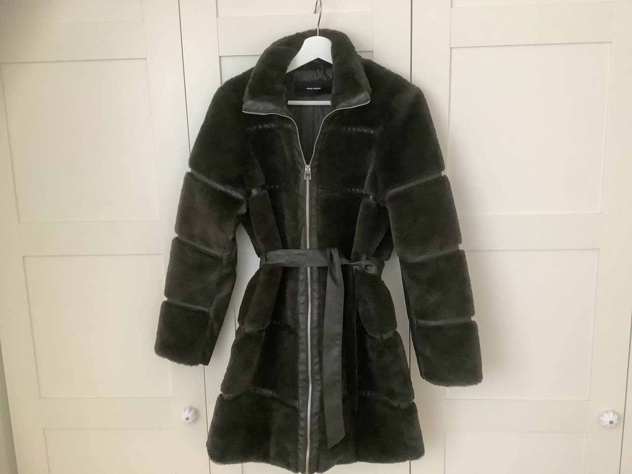 Vero Moda Faux Fur Winterjas - maat L - in nieuwstaat!