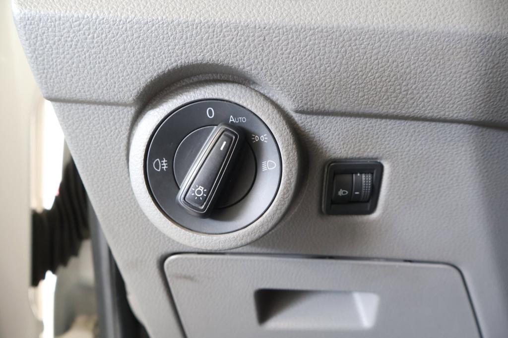 Volkswagen Transporter 2.0 tdi l1h1 28, appconnect, trekhaak, pdc, cruise c