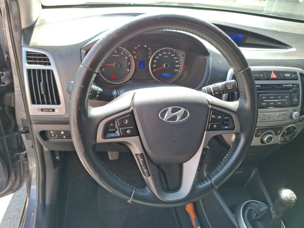 Hyundai I 20 1.2 hp i-motion 5-deurs | airco | trekhaak