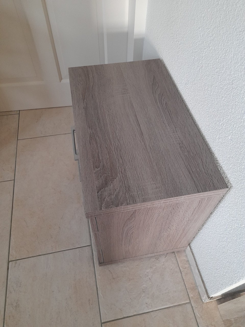 Nachtkastje 60 x 36 x 52H ( z.g.a.n. )