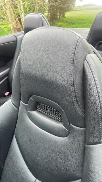 Zeer mooie peugeot 308cc cabrio parelmoet wit weinig km nu 5499 euro