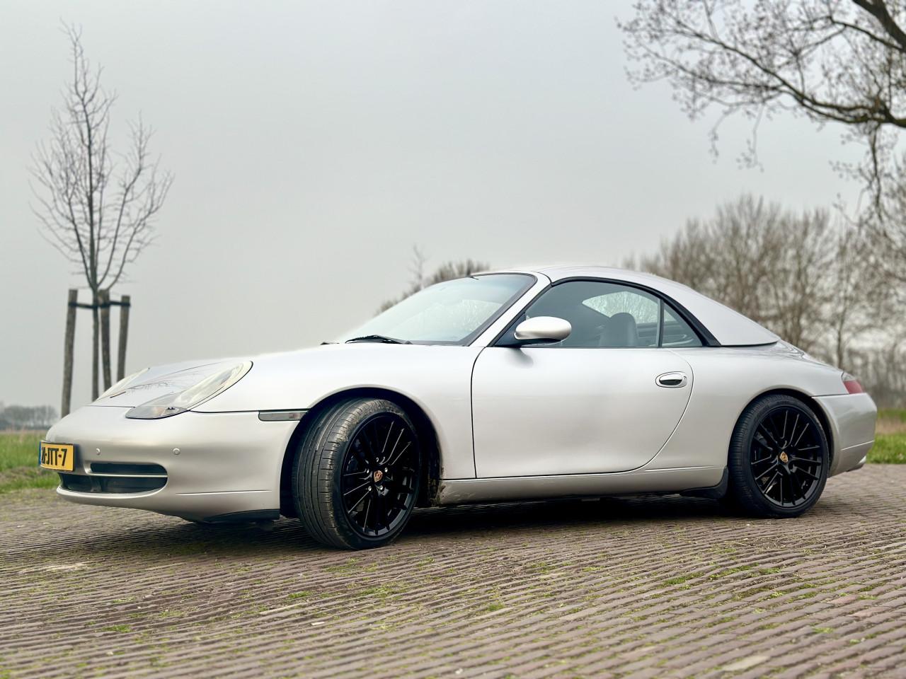 Porsche 996 cabriolet  3.4 tiptronic bj. 1999 met gereviseerde motor, bak