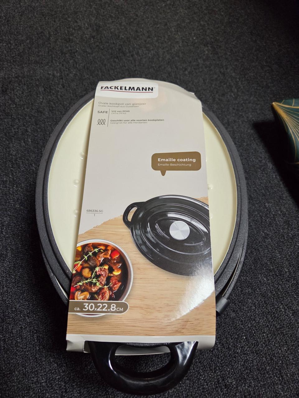 NIEUW Fackelmann Gietijzeren Braadpan - Zwart, 30x22.8cm