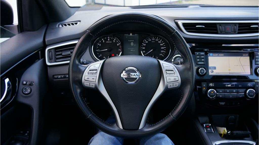Nissan Qashqai 1.2 n-connecta rijklaar incl garantie