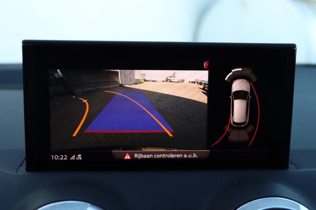 Audi Q2 35 tfsi advanced edition 150pk | camera | stoelverwarming | navi