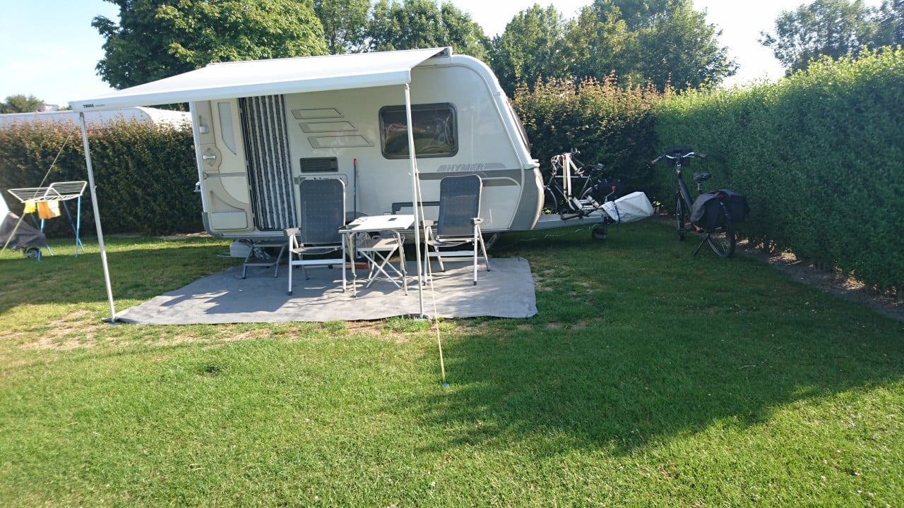 Eriba Nova 390 Truma Mover, Thule Fietsenrek, Vaste Omnistor luifel