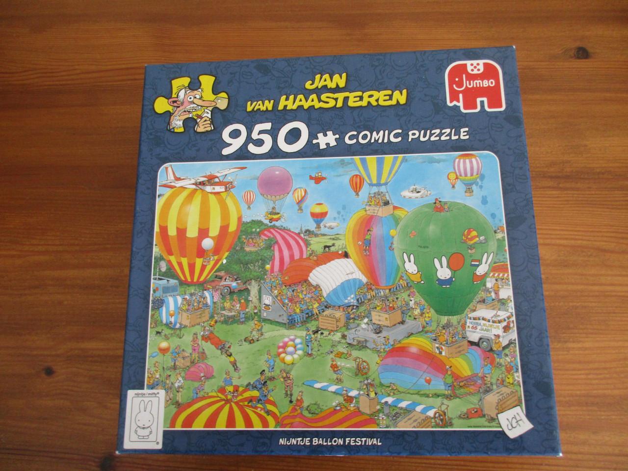 4 puzzels Jan van Haasteren 950 stukjes