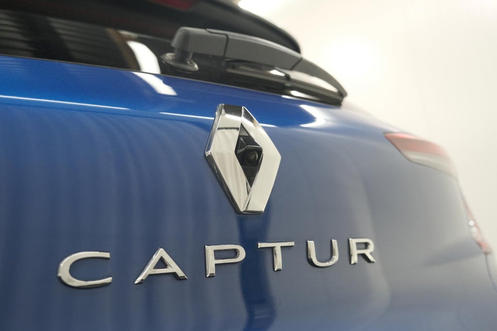 Renault Captur tce 90 techno | camera | apple carplay | navigatie | parkeer
