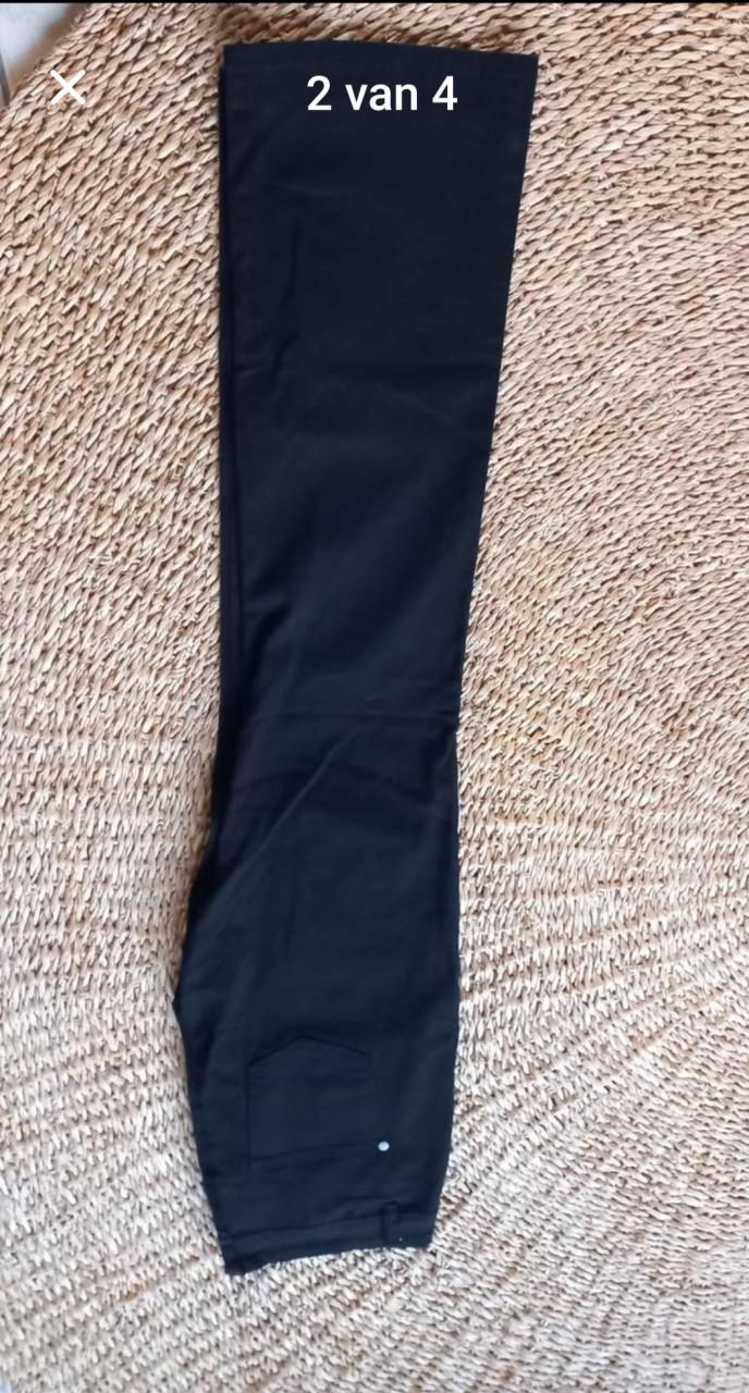 NIEUW BOHOzomerbroek en zwarte jeans