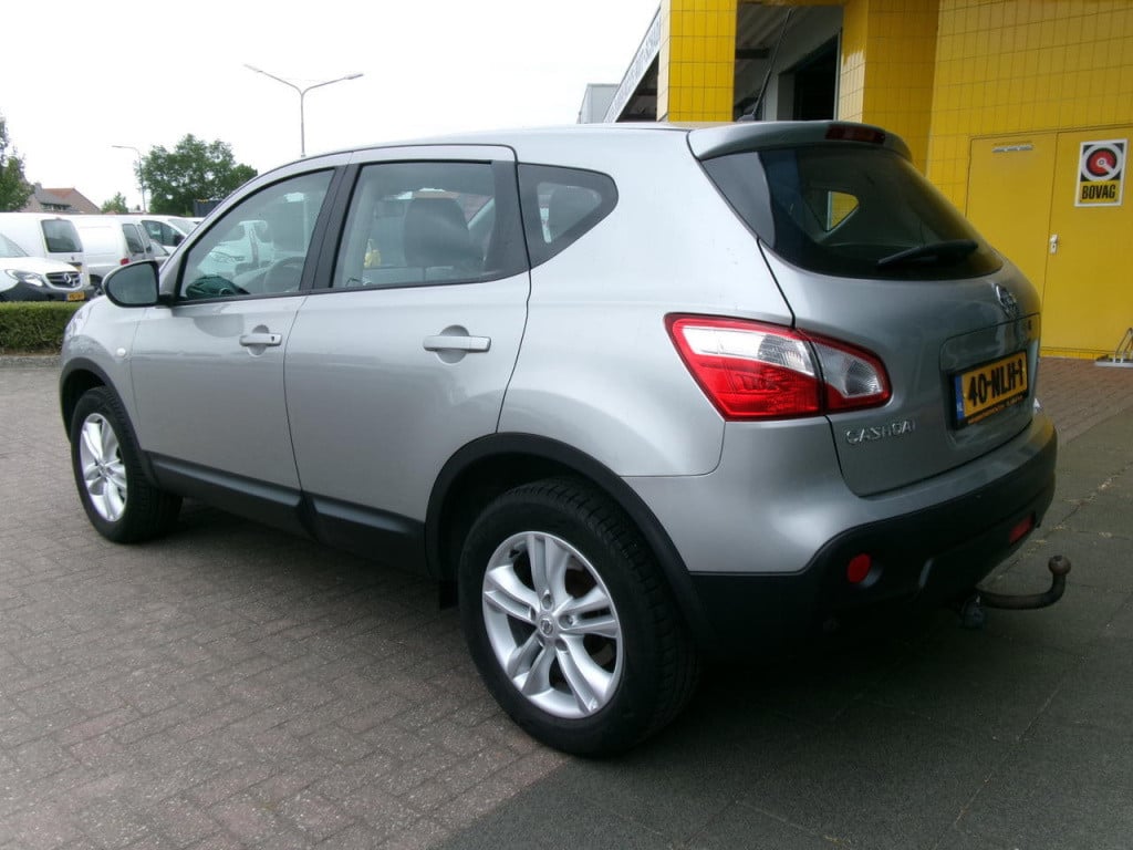 Nissan Qashqai 1.6 cvtc airco, cruise-contr., pdc, trekhaak