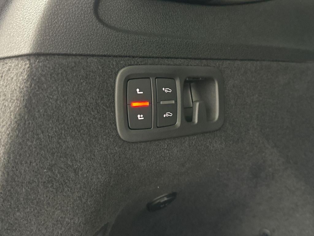 Audi Q7 pro line s 55 tfsi e 290 kw / 394 pk suv 8 versn.