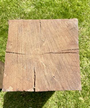 2 massief eiken houten pilaren/zuilen