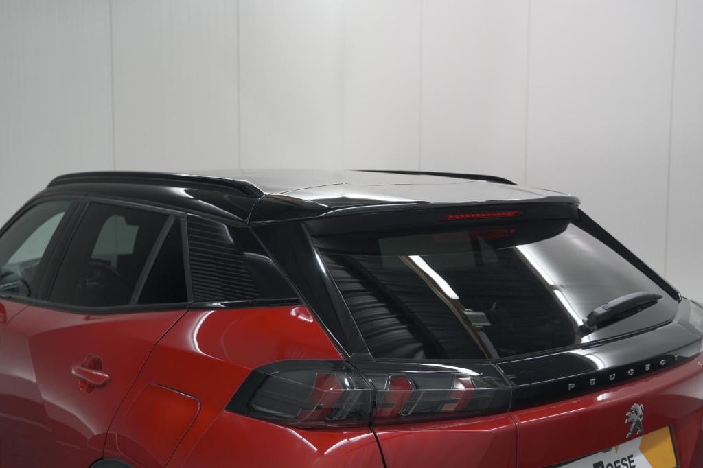 Peugeot 2008 puretech 130 gt pack | panoramadak | camera | adaptieve cruise